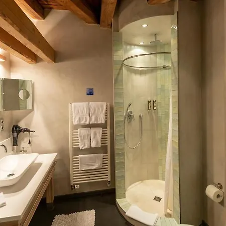 Zur Kloster-muehle 3* 그로스멕켈젠